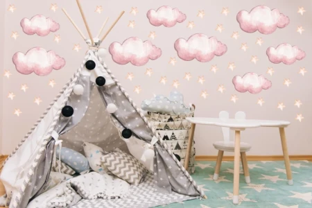 Naklejka na ścianę - różowe chmurki