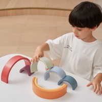 Drewniana tęcza Montessori, układanka kreatywna dla dzieci – wielokolorowa