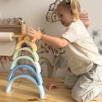 Drewniana tęcza Montessori, układanka kreatywna dla dzieci – pastelowa