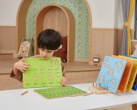 Drewniana tablica grafomotoryczna CYFRY – nauka pisania i liczenia